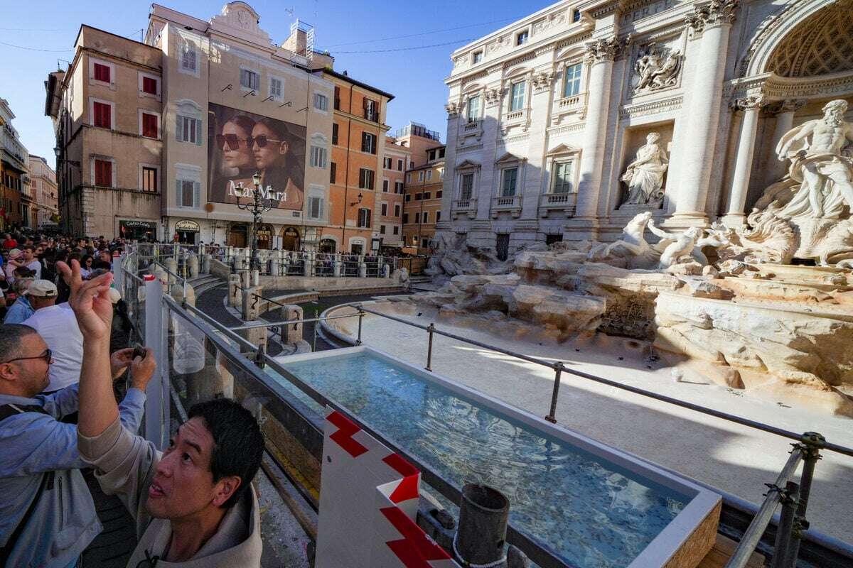 Trevi-Brunnen gesperrt: Wo werfen Touristen jetzt ihre Münzen hin?