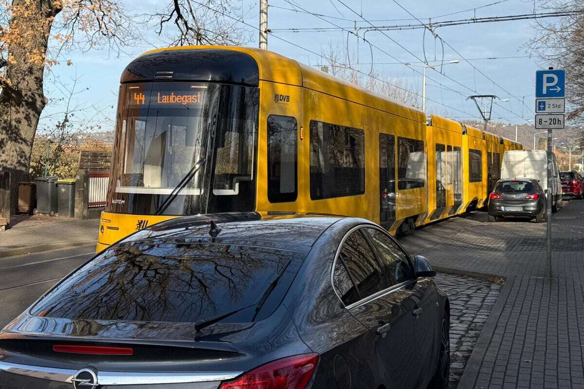 Umleitungen nach Straßenbahn-Unfall in Leuben