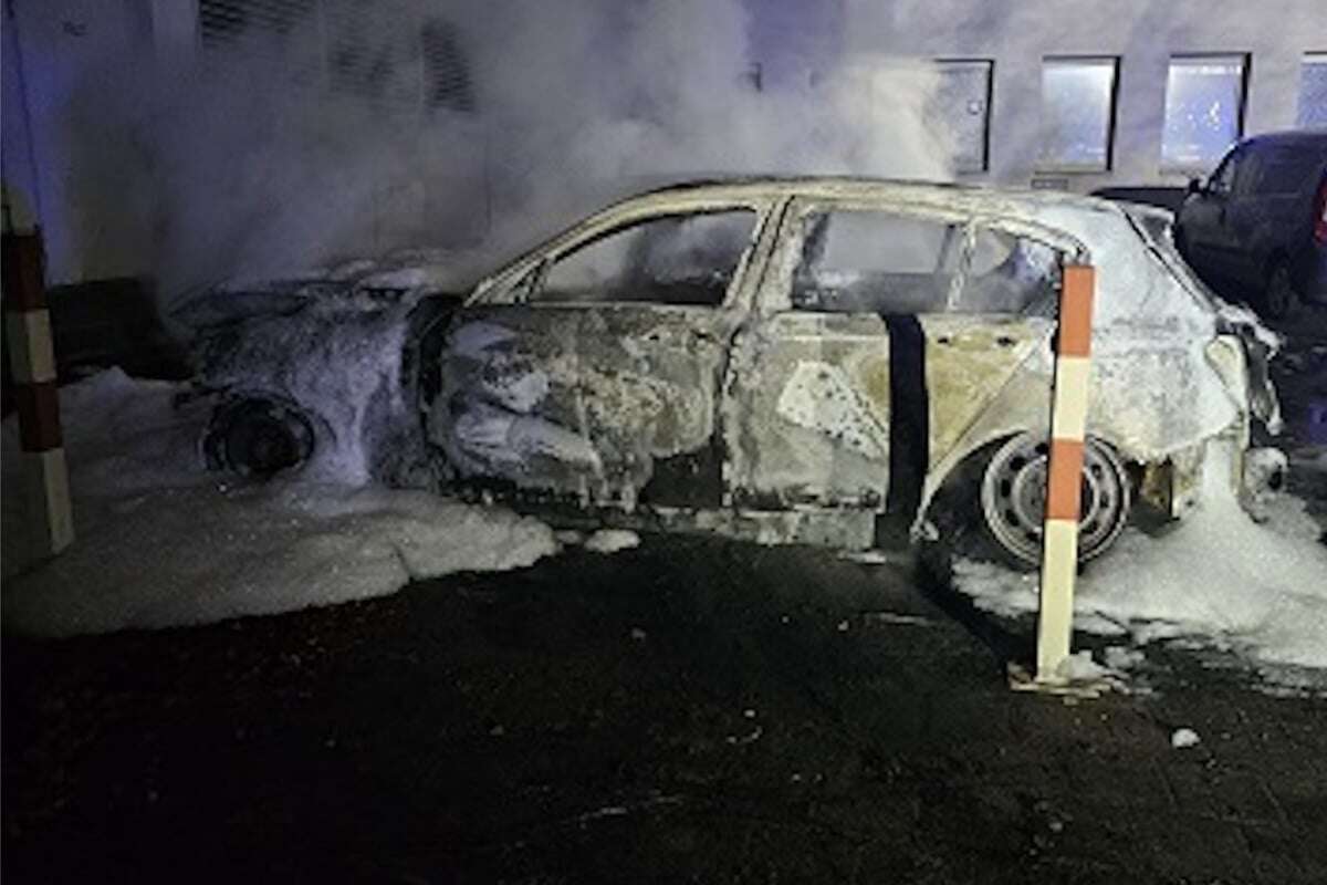 Feuerteufel schlägt erneut zu: Wieder brennt ein Auto im Harz!