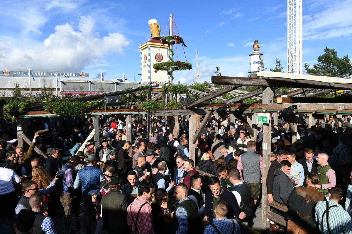 Preis-Hammer auf der Wiesn: Wer kann sich dieses Gericht noch leisten?