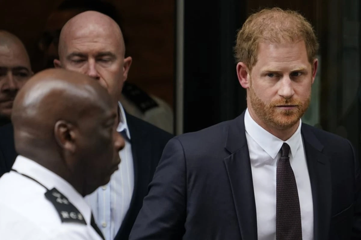 Mobbing-Vorwürfe gegen Prinz Harry: Kritik an öffentlichem Streit