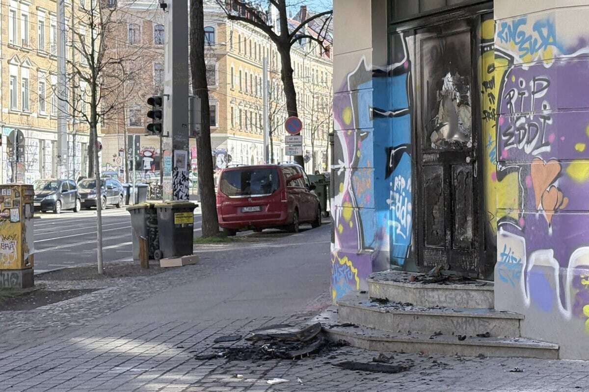 Schon wieder Angriff auf Wohnhaus in Connewitz: Polizei muss Feuer löschen