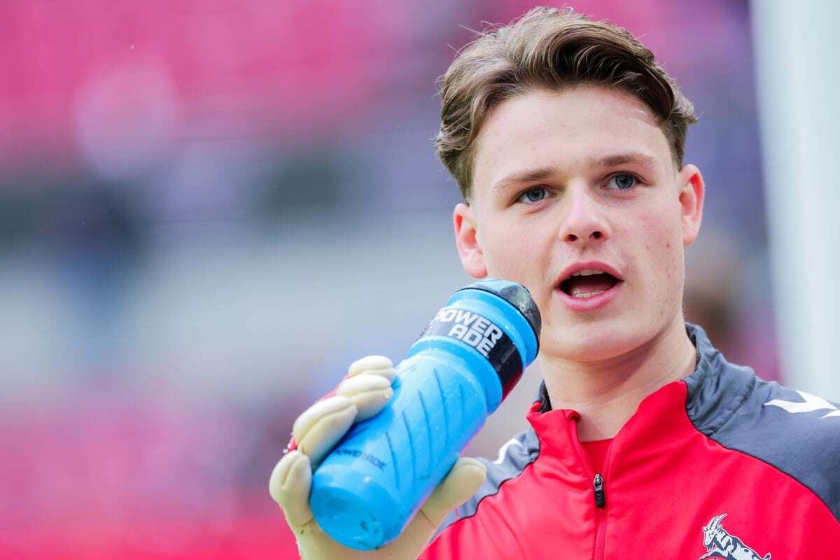 Transfermarkt im Ticker: Profi-Keeper Nummer 4! FC Bayern legt im Tor nach