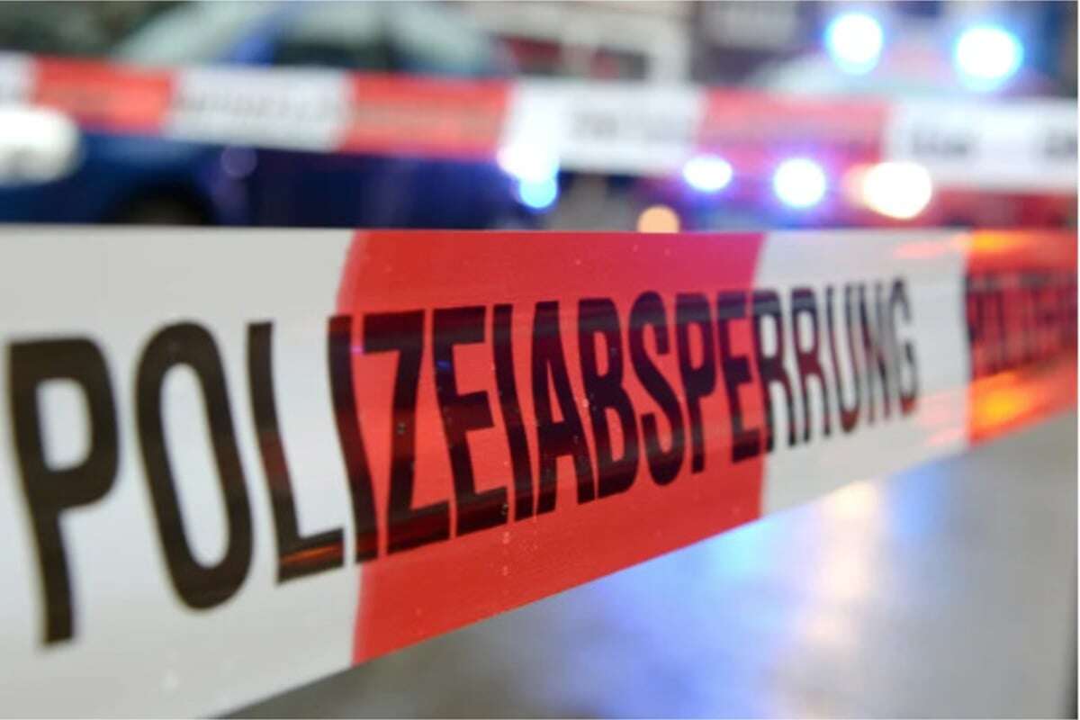 Autofahrer flieht vor Polizeistreife und fährt Radler an - Senior stirbt!