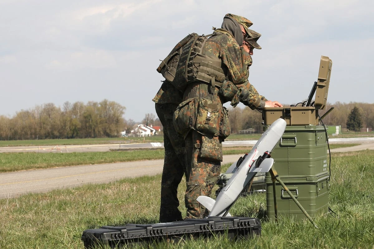 Bundeswehr arbeitet an neuer Waffe, um feindliche Drohnen vom Himmel zu ballern