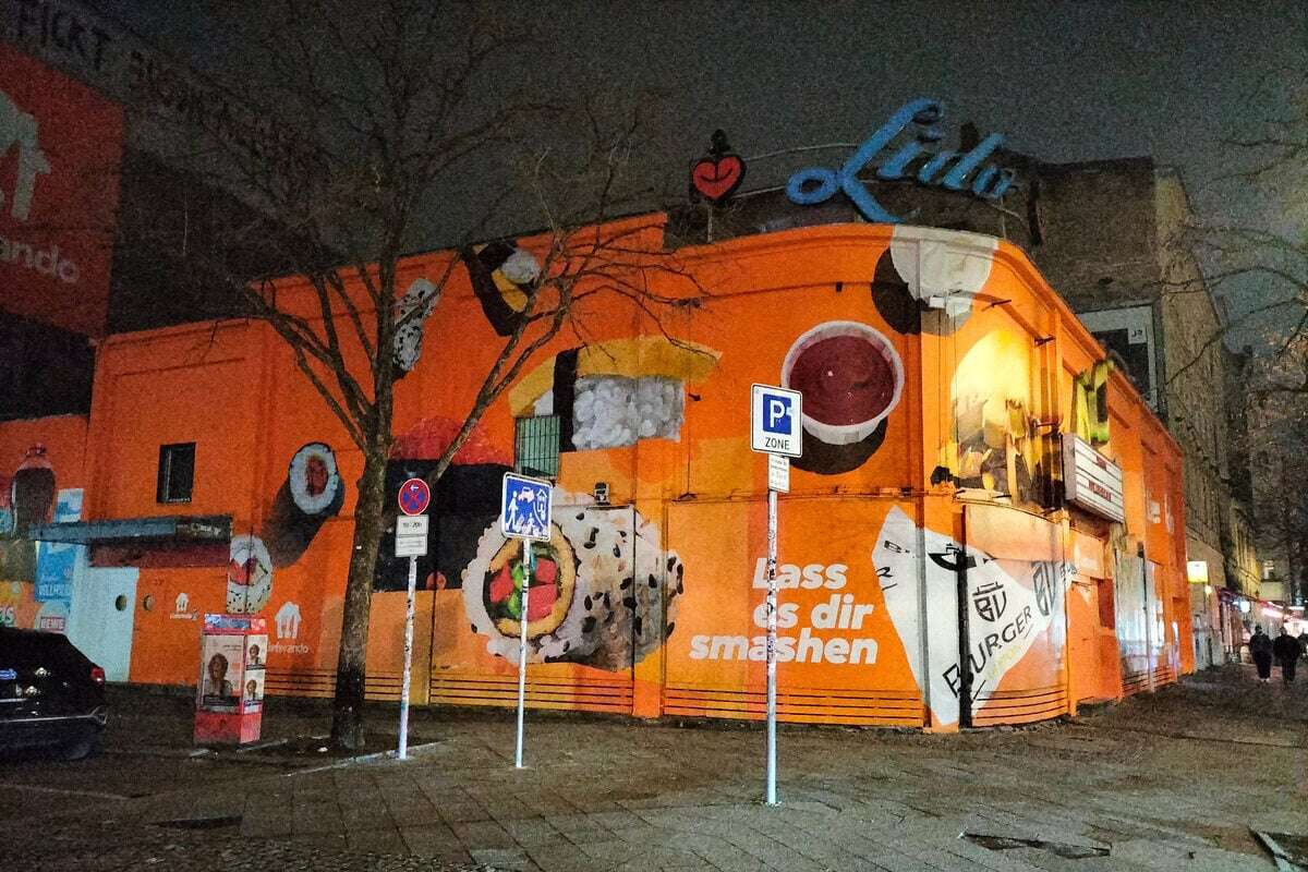 Kreuzberger Kult-Club Lido mit Lieferando-Werbung zugepflastert: Lieferdienst äußert sich