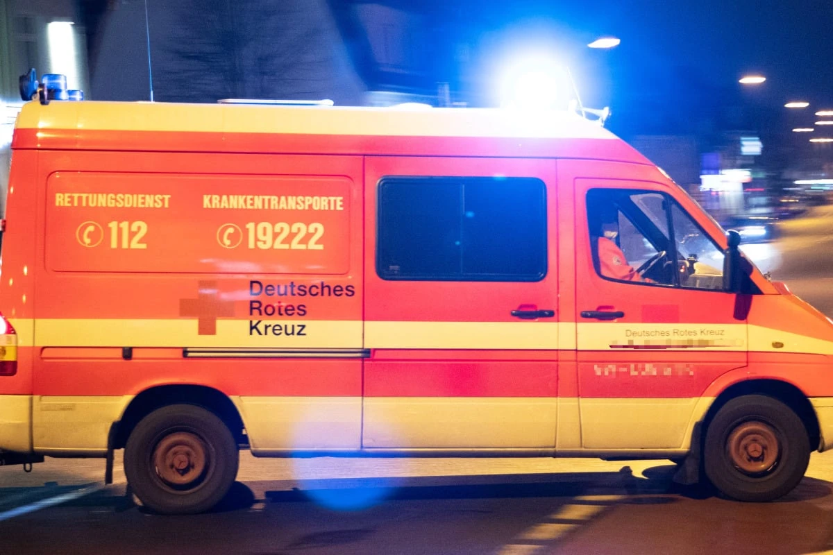 Attacke in Hanau: Junger Mann niedergestochen, Polizei sucht Zeugen