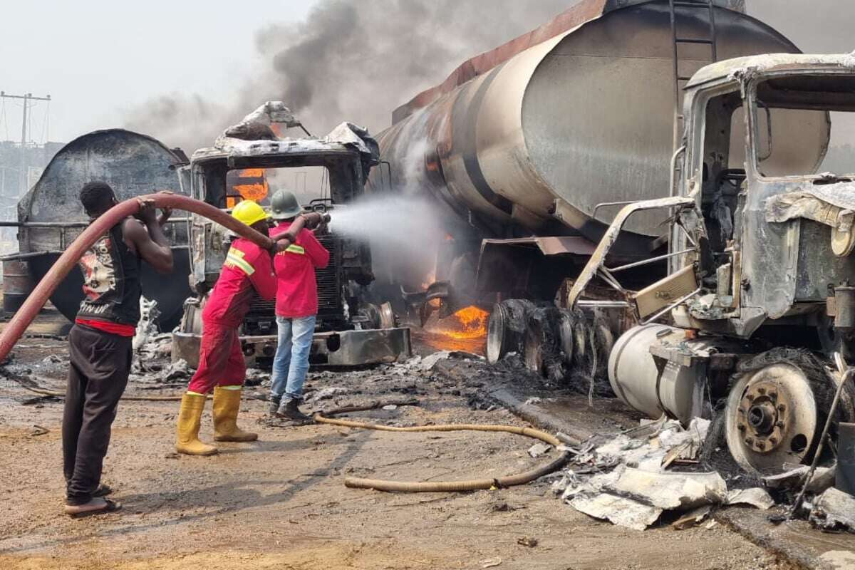 Tanklaster fängt Feuer und explodiert: Mehr als 70 Menschen sterben