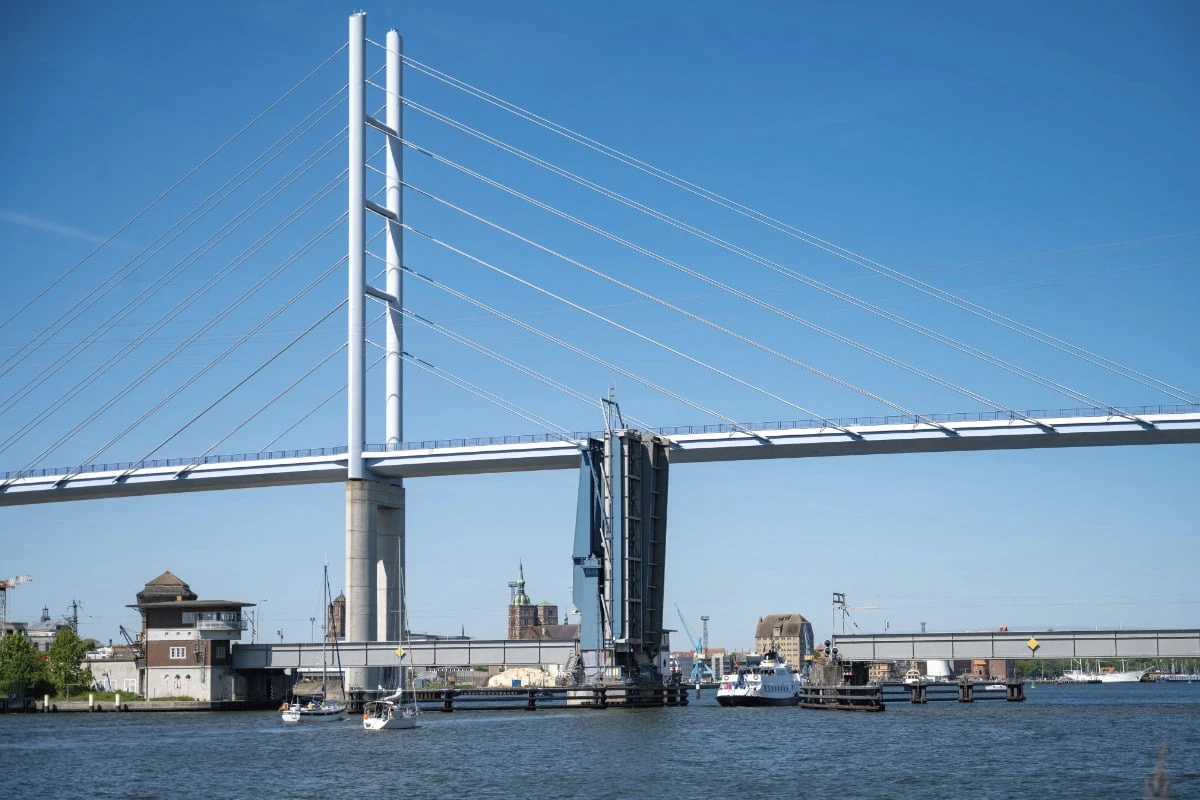 Rügenbrücke wegen Bauarbeiten vorerst dicht: Es gibt aber eine Ausnahme