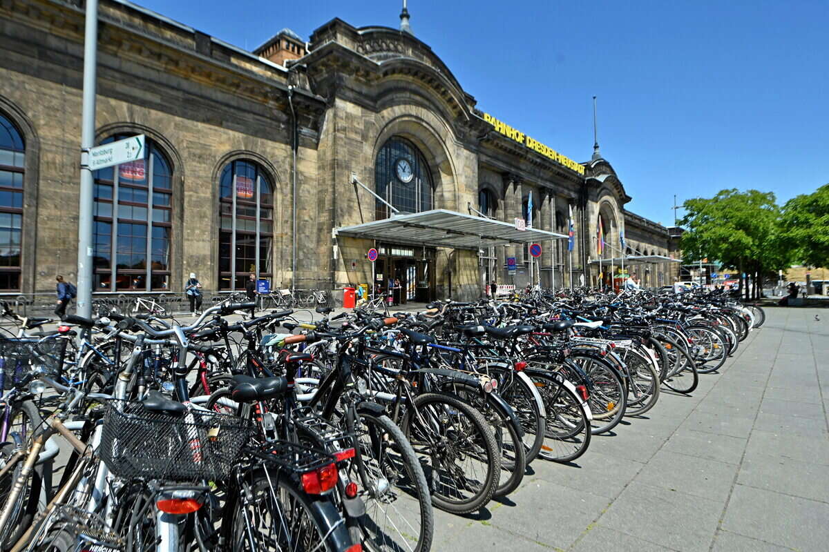 ADFC sauer: Steht das geplante Fahrradparkhaus vor dem Aus?