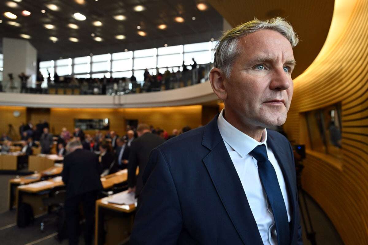 Chef vom Thüringer Verfassungsschutz will Höcke und Co. verbieten