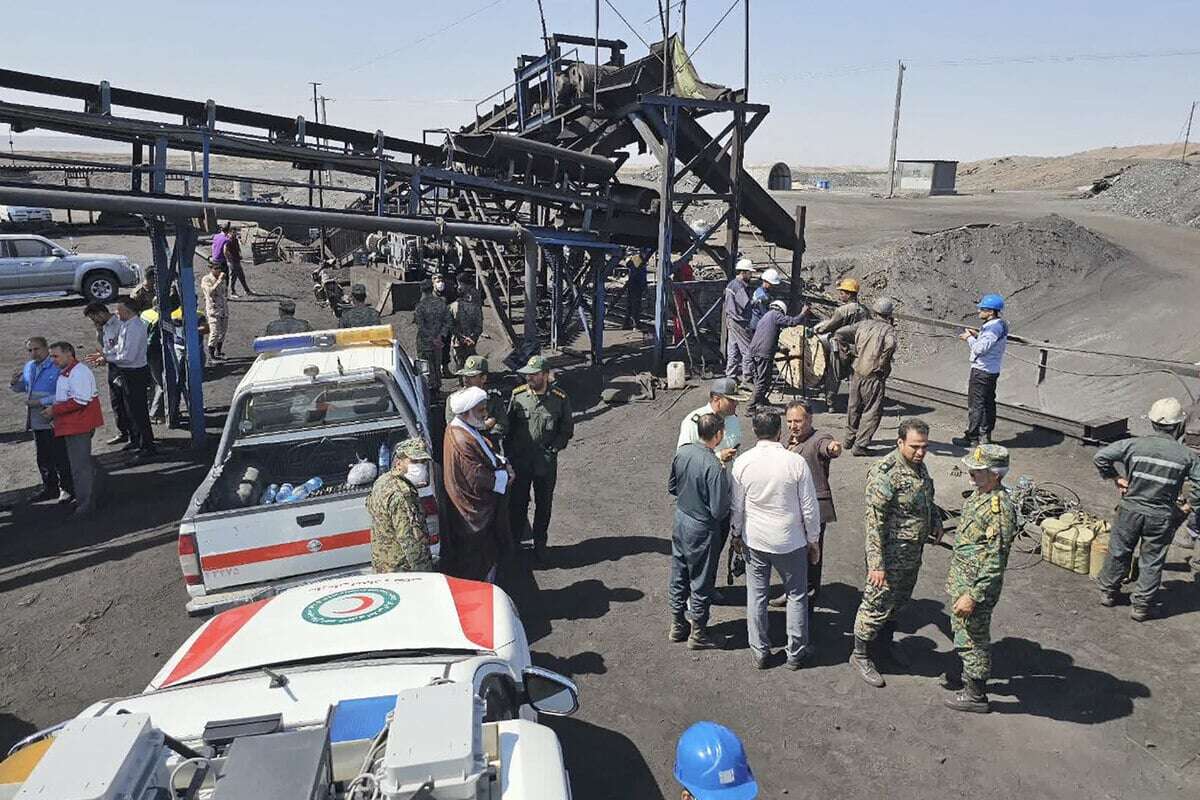 Gasexplosion in Bergwerk: Mehr als 50 Arbeiter im Iran getötet!