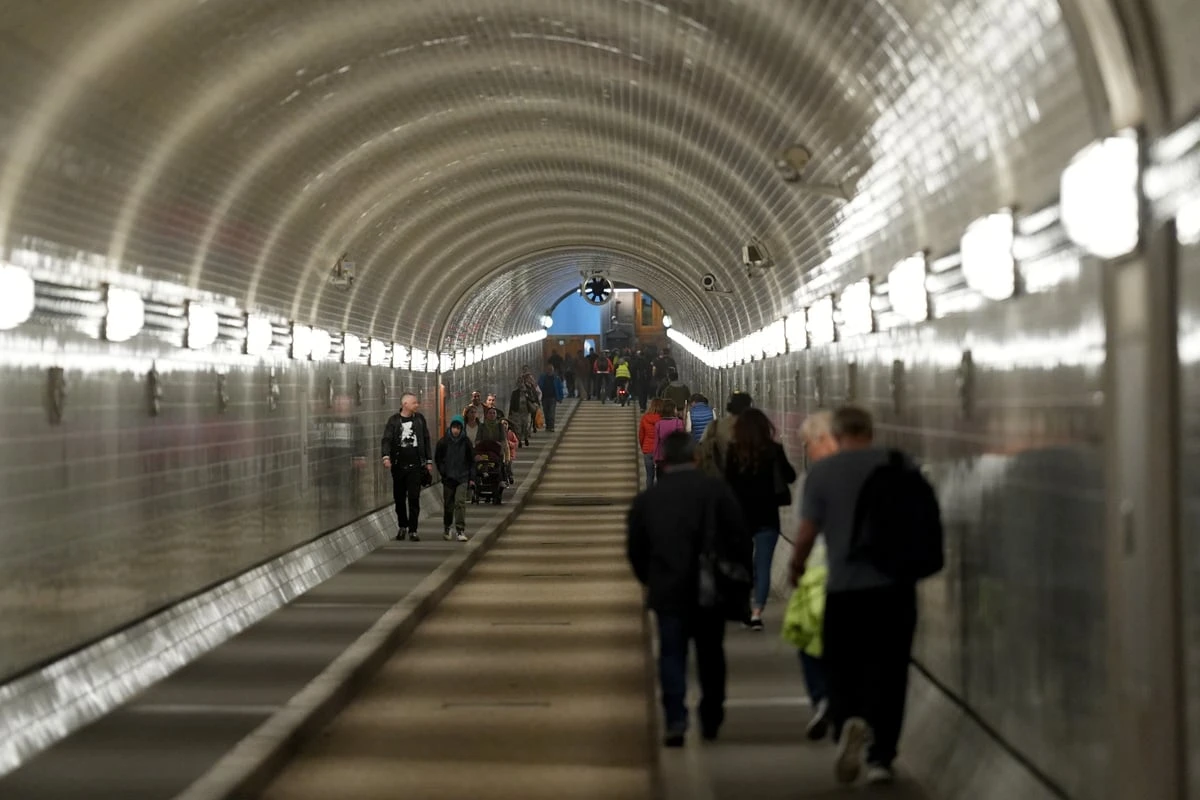 Elbtunnel-Sperrung vorzeitig aufgehoben: Jetzt folgt gleich die nächste Blockade