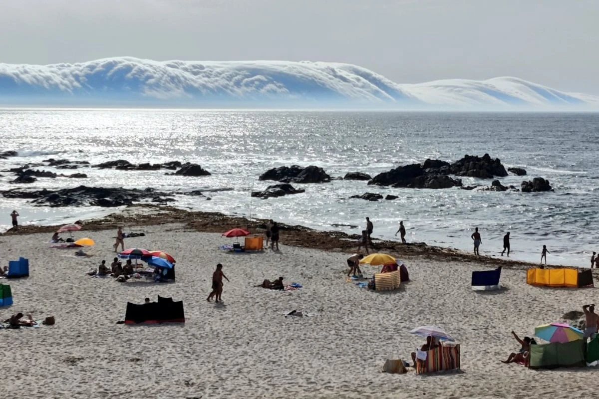 Seltenes Phänomen verängstigt Strand-Besucher