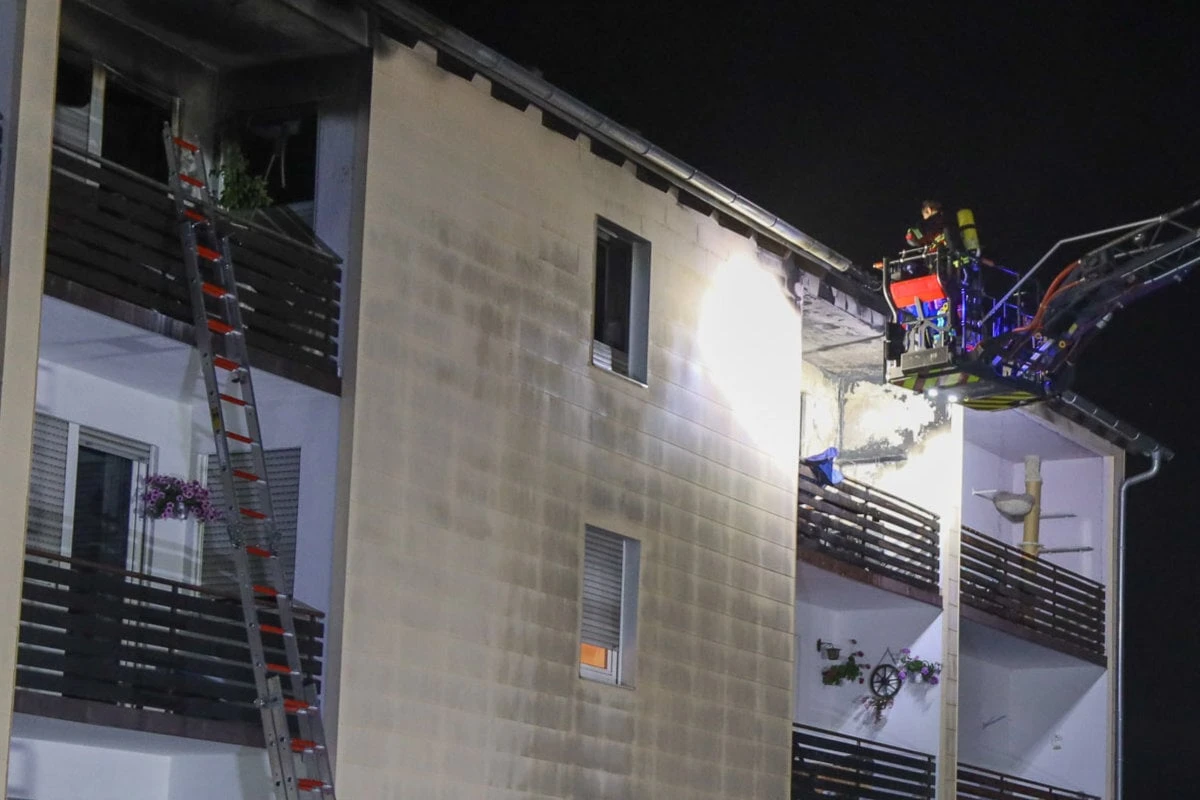 Tragischer Wohnungsbrand: Senior stirbt in den Flammen