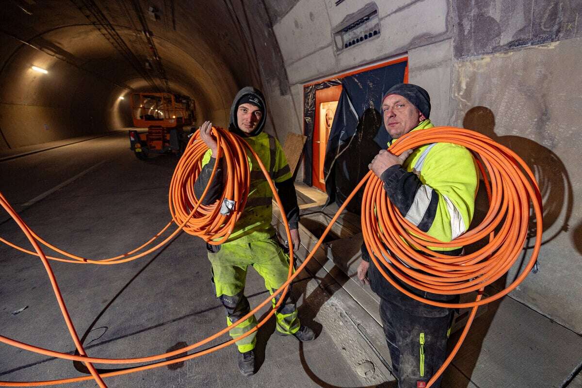 A4-Tunnel Königshainer Berge: Arbeiter müssen Wand aufsägen