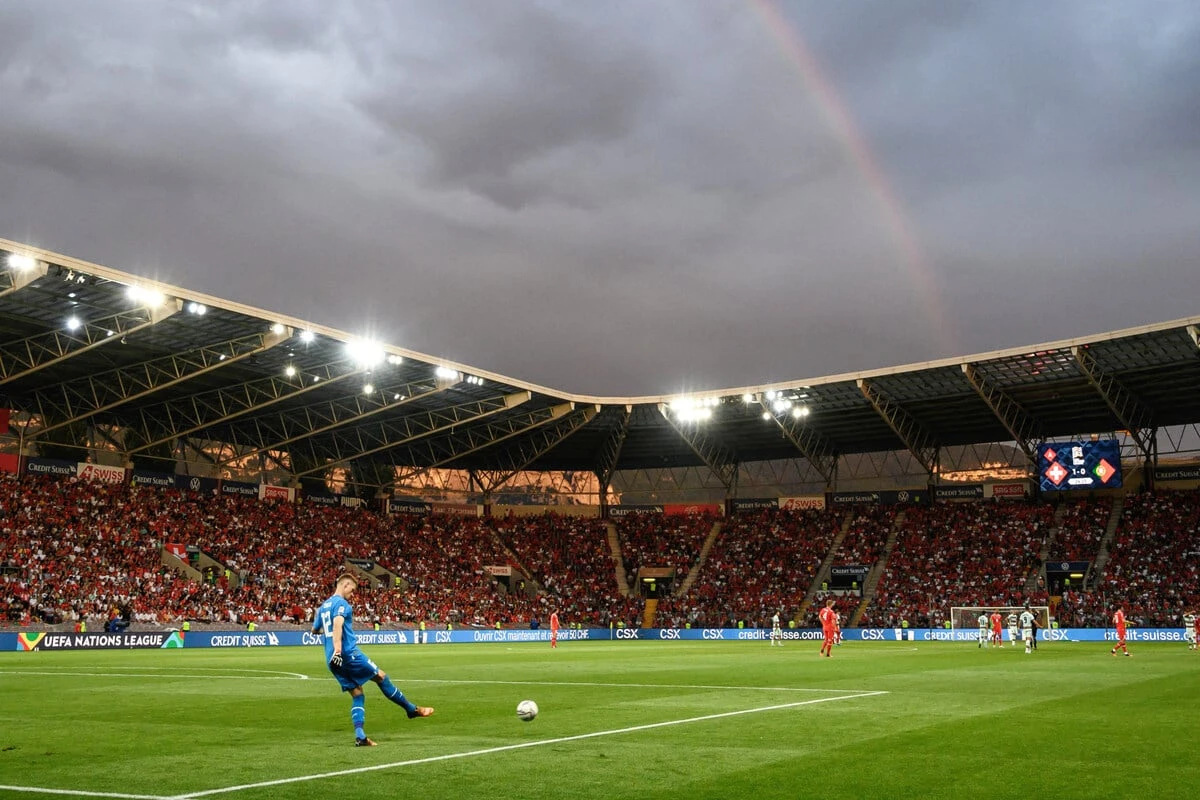 Jeden Morgen riesige Löcher im Platz: Bedroht Rattenplage WM-Quali-Spiel?