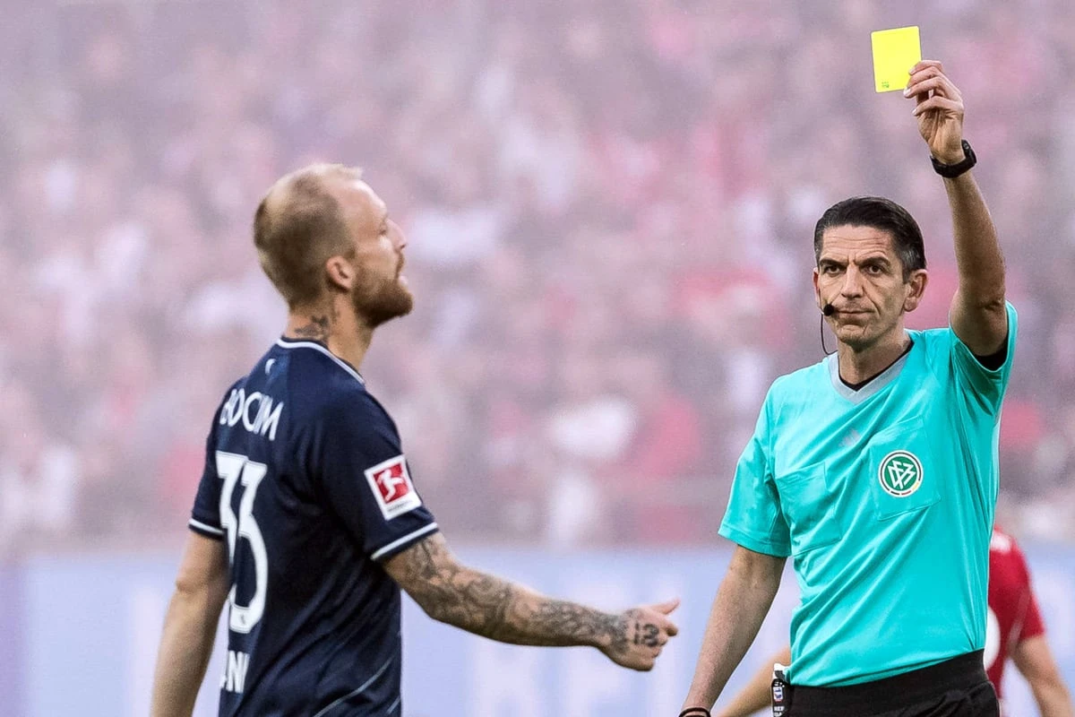 Nach 17 Jahren in der Bundesliga: Top-Schiedsrichter geht in letzte Saison