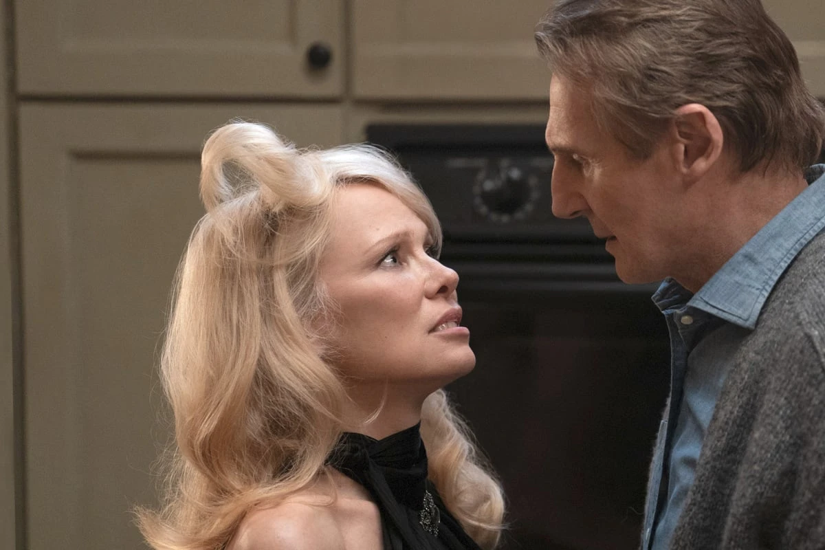 Verrückt nach Pamela Anderson: Liam Neeson schwärmt von Sexszenen