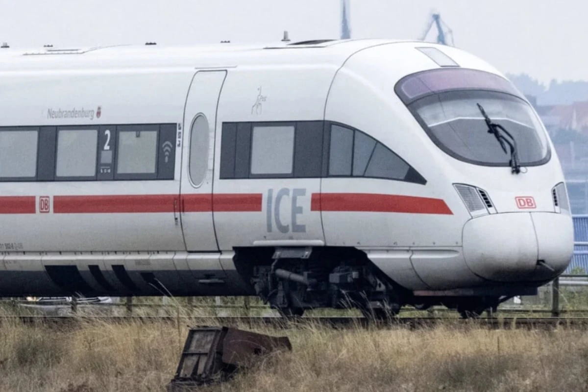 Feuer im ICE? Bahnstrecke bei Erfurt gesperrt