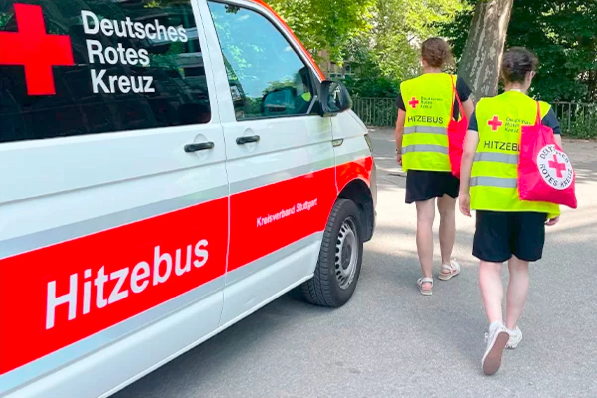 Lebensretter auf vier Rädern: Stuttgarter Hitzebus rollt wieder durch die Stadt