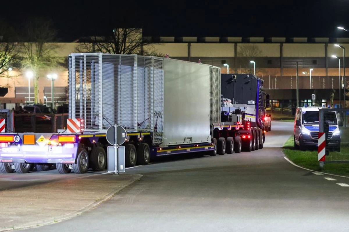 Zehnter Castor-Transport wegen Defekt vorzeitig abgebrochen