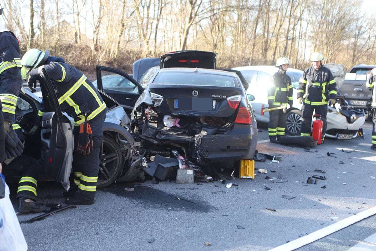 Massencrash auf der A23! Autobahn nach stundenlanger Sperrung wieder frei