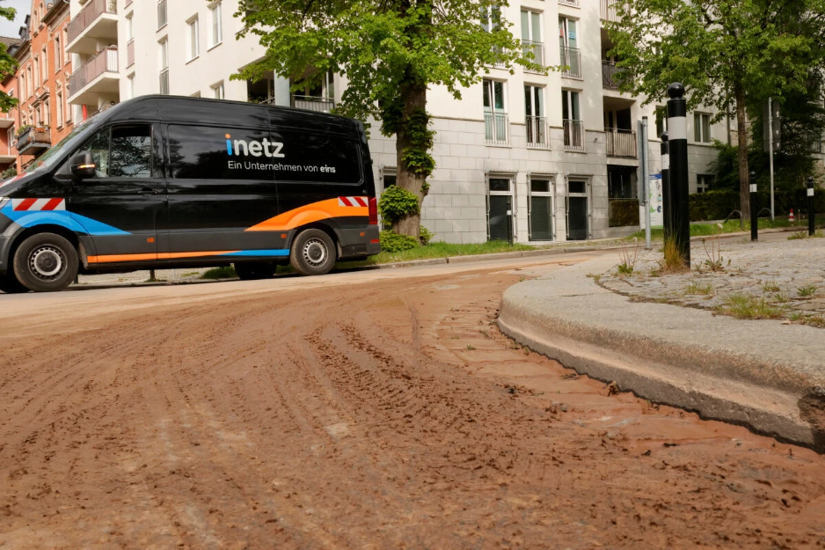 Wieder Straßensperrung nach Wasserrohrbruch in Chemnitz