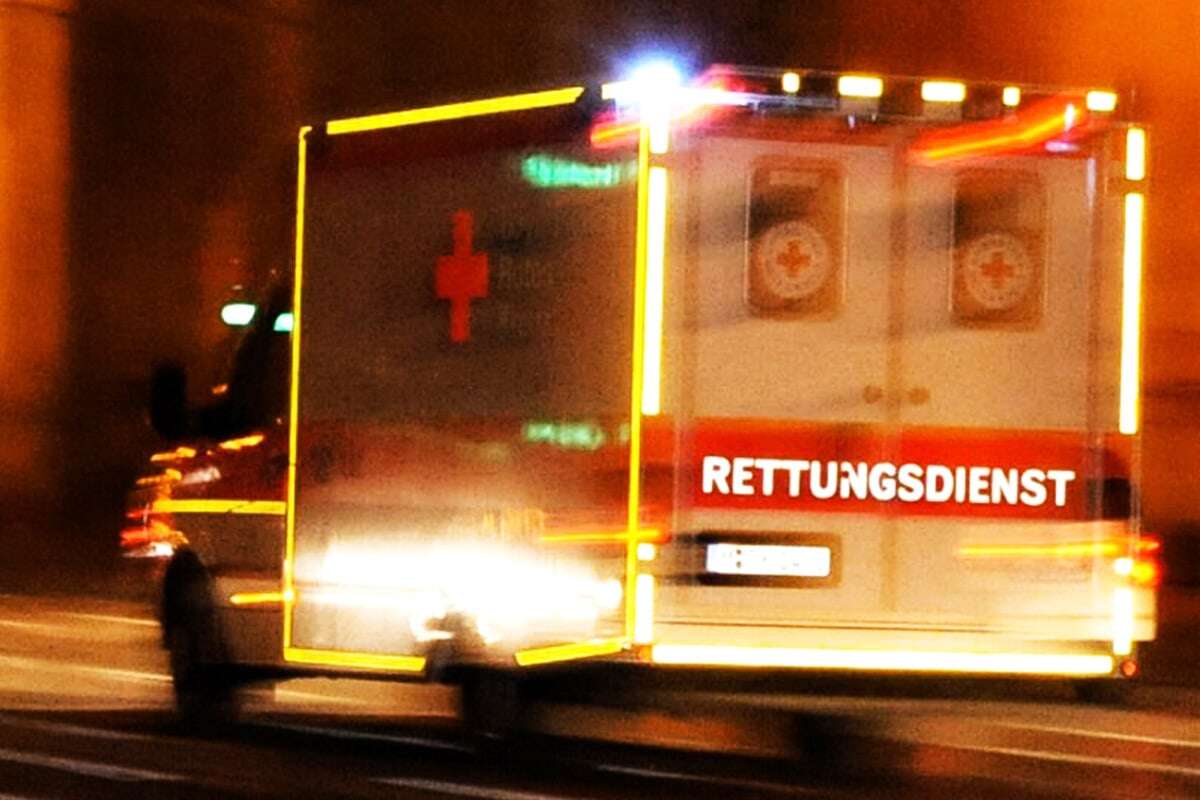 Schlimme Szenen am Ostbahnhof: Mann (66) stürzt ins Gleis, Zeugen reanimieren den Schwerverletzten