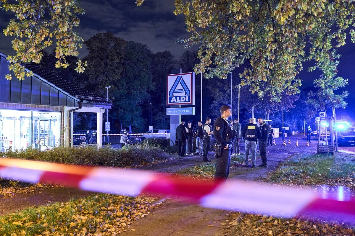 Schüsse auf Aldi-Parkplatz: Mordkommission ermittelt