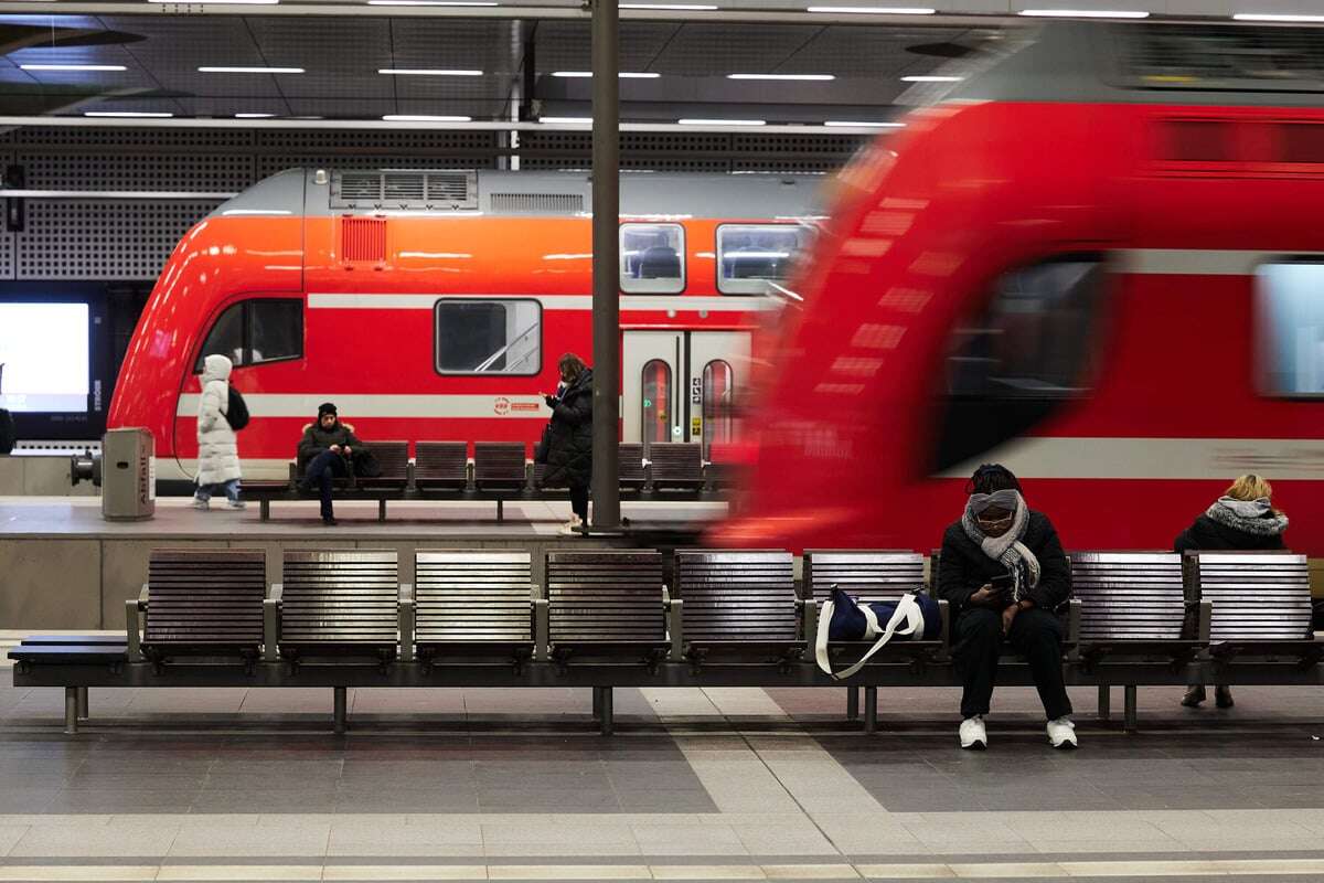 Mehrere Züge der Linie RE2 unterbrochen: Hier brauchst Du eine andere Route