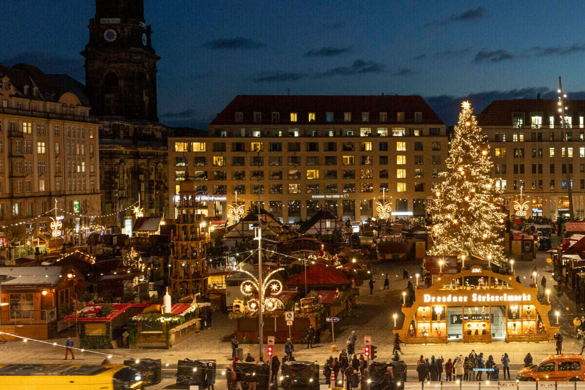 Striezelmarkt strahlt schon mal zur Probe