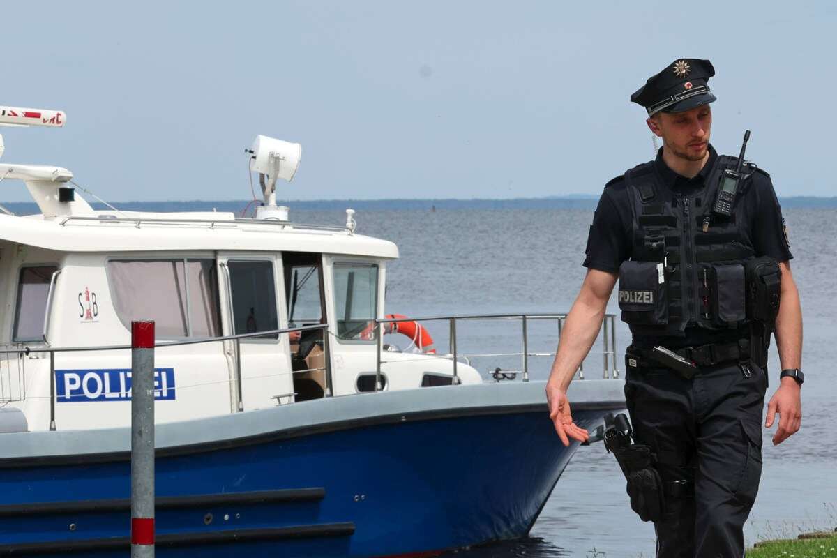 Große Blutlache am Hafen: Polizei steht vor Rätsel und sucht Zeugen