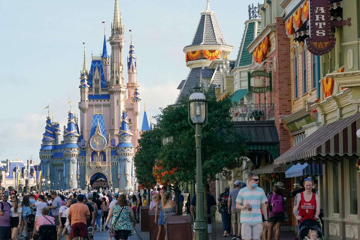 Paar macht Urlaub in Disney World und lässt sich vom Staat dafür bezahlen