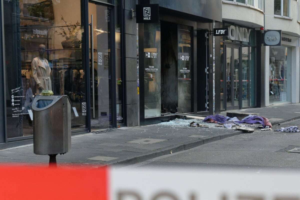 Nach Explosionen in Köln: Polizei durchsucht verdächtige Wohnungen