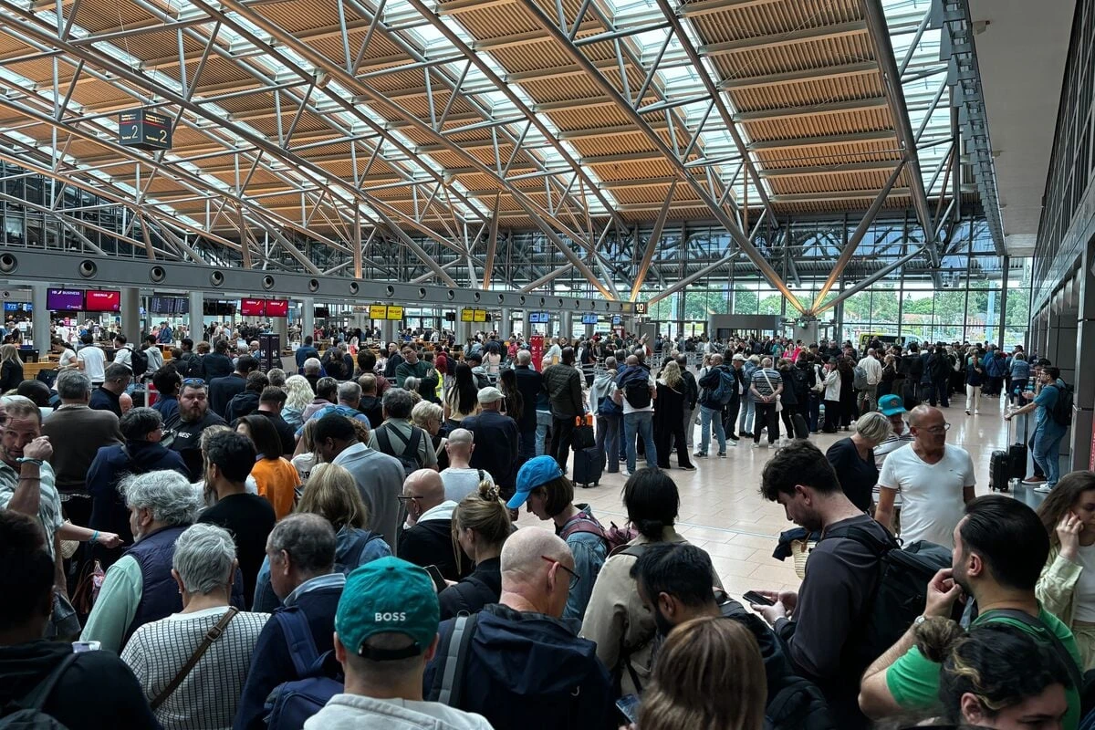 Hamburger Flughafen teilweise geräumt: Das war der Grund