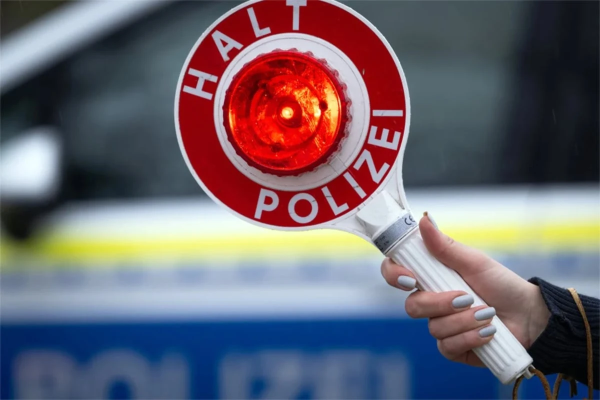 Drogen, Alkohol und Festnahme: Polizei greift bei Autobahn-Kontrollen durch