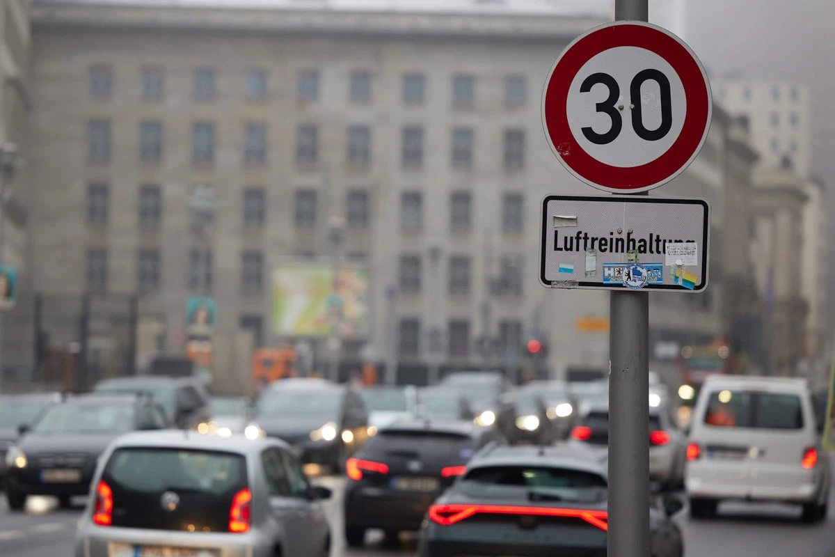 Berlin hebt Tempo-30-Limit auf 23 Hauptstraßen auf