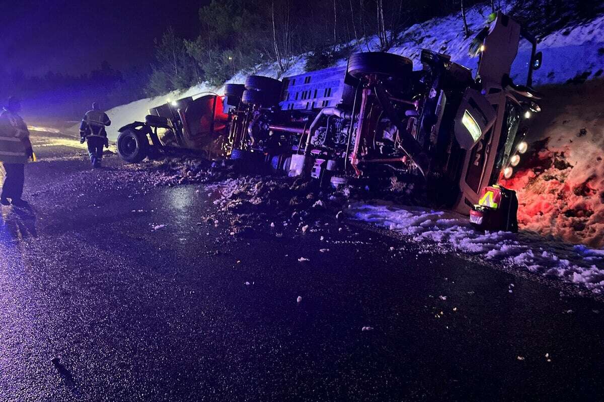 Milch-Lkw verunglückt: A73 sieben Stunden voll gesperrt!