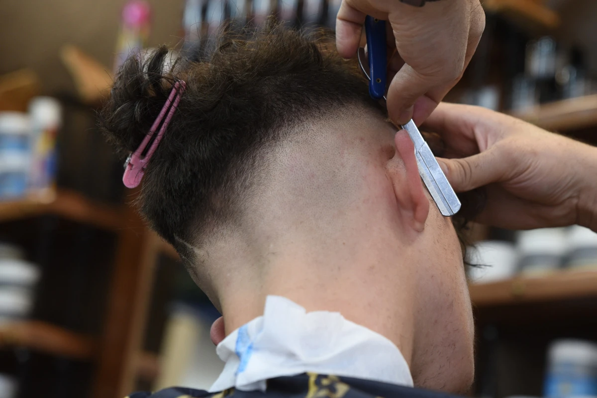 Kontrolle in Friseurbranche: Zoll stellt gravierende Verstöße fest