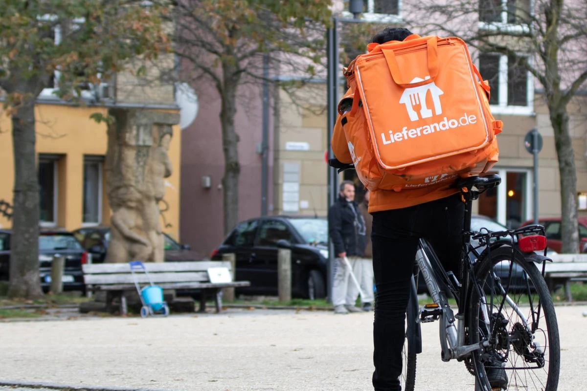 Besser selbst kochen: Lieferando-Fahrer wollen in Dresden streiken