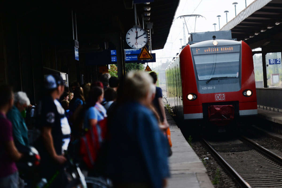 Insolvenz verschleppt und abgehauen: Polizei Magdeburg findet Gesuchten am Hauptbahnhof