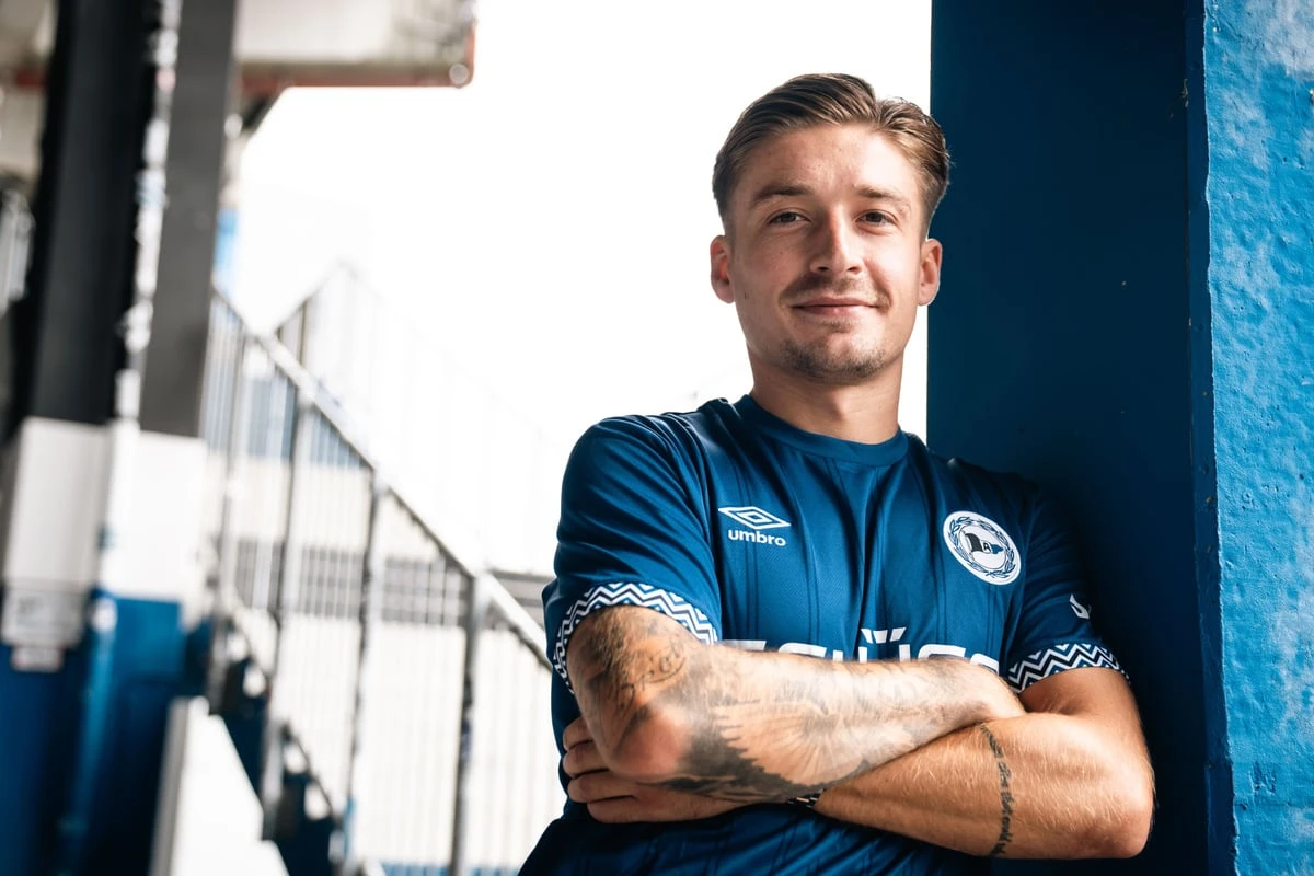 Transfermarkt im Liveticker: Bielefeld zieht Zehner aus der zweiten englischen Liga