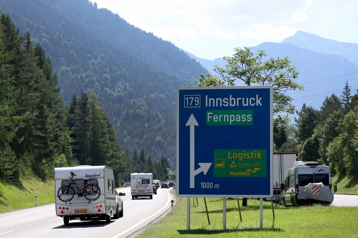 Fernpass-Demo legt Urlaubsroute lahm: Das erwartet Autofahrer