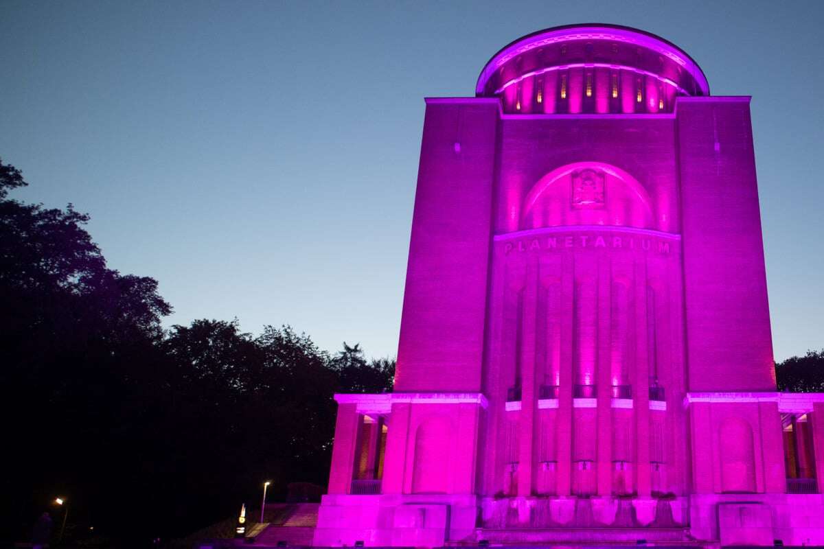 Hamburg wird pink: Darum erstrahlen diese Gebäude in neuer Farbe