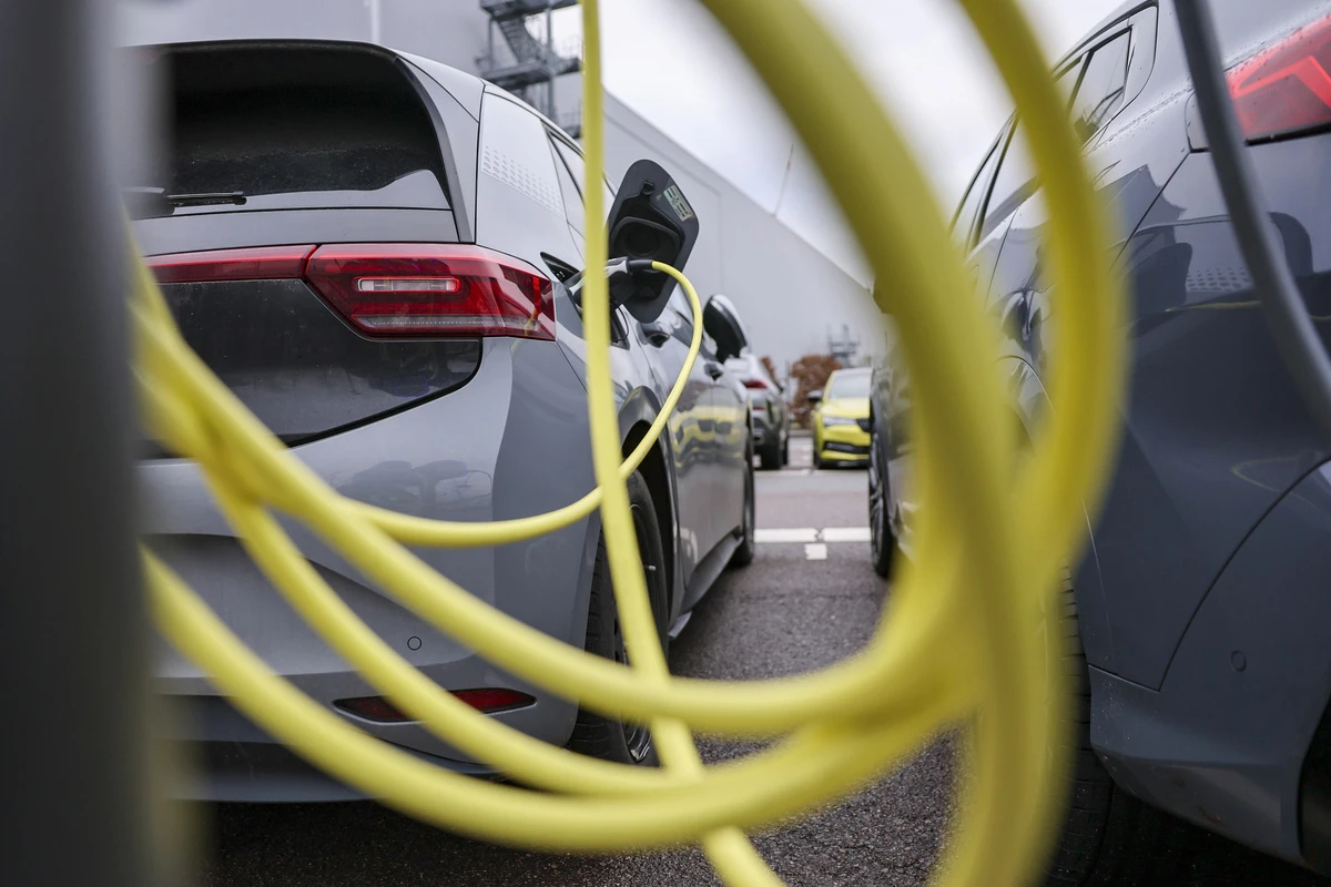 Laden statt tanken: Ist Sachsen-Anhalt wirklich bereit fürs E-Auto?
