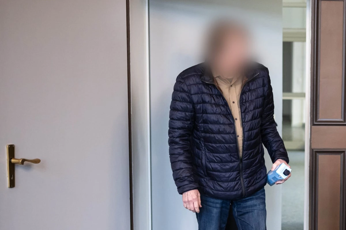 Babyfon filmt alles mit: Sohn misshandelt pflegebedürftige Mutter, am nächsten Morgen ist sie tot