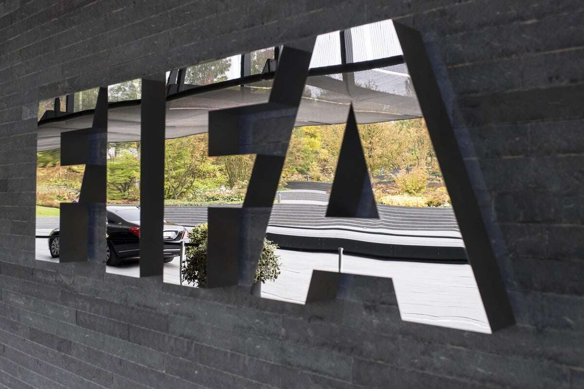 Pleite vor Gericht: Transfer-Regeln der FIFA verstoßen gegen EU-Recht!