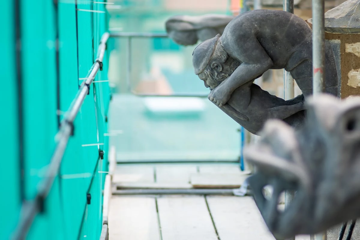 Antisemitische Schmähfigur an Kirche: Wie das Problem gelöst wird