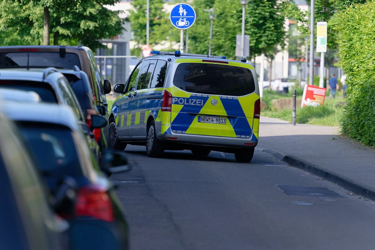 Kölner Polizei kontrolliert mehr als 100 Personen: Das steckt dahinter